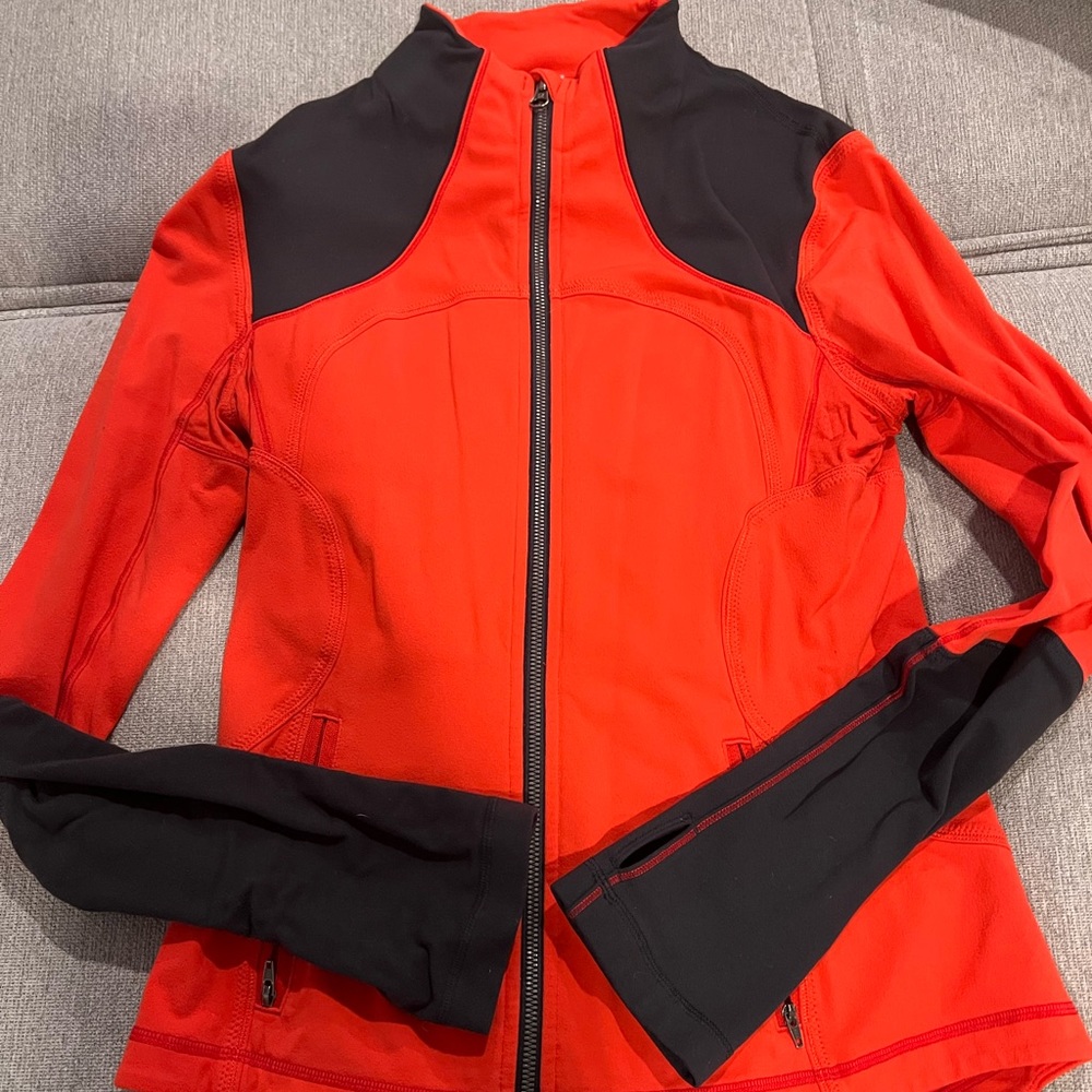 Red/orange define jacket size 8 - Picture 2 of 2